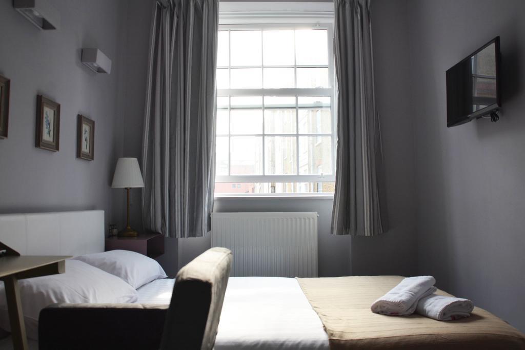 Monopoly Accommodations Londres Extérieur photo