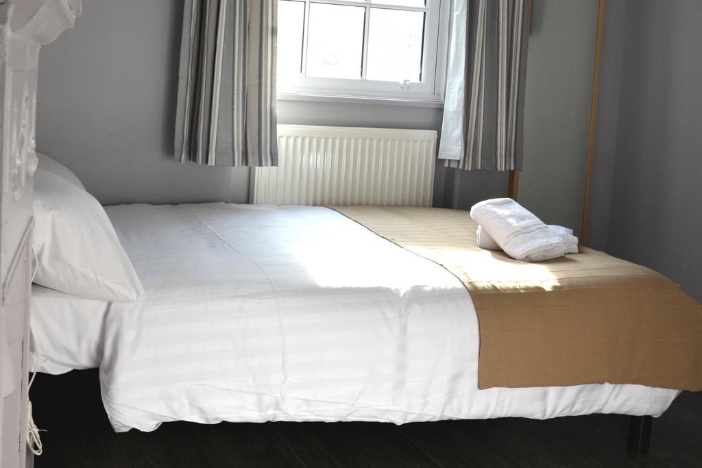 Monopoly Accommodations Londres Extérieur photo