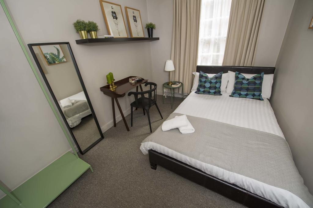 Monopoly Accommodations Londres Extérieur photo