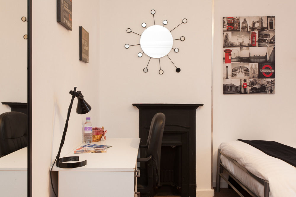 Monopoly Accommodations Londres Extérieur photo